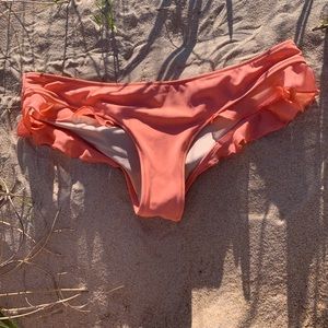 VS RUFFLED BIKINI BOTTOMS.